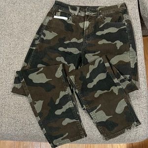 America eagle camo pants